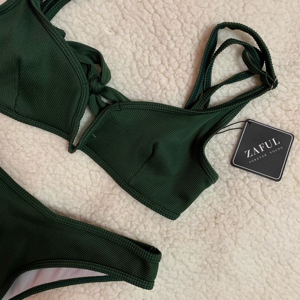 🏷 TWO-PIECE WIRED BATHING-SUIT